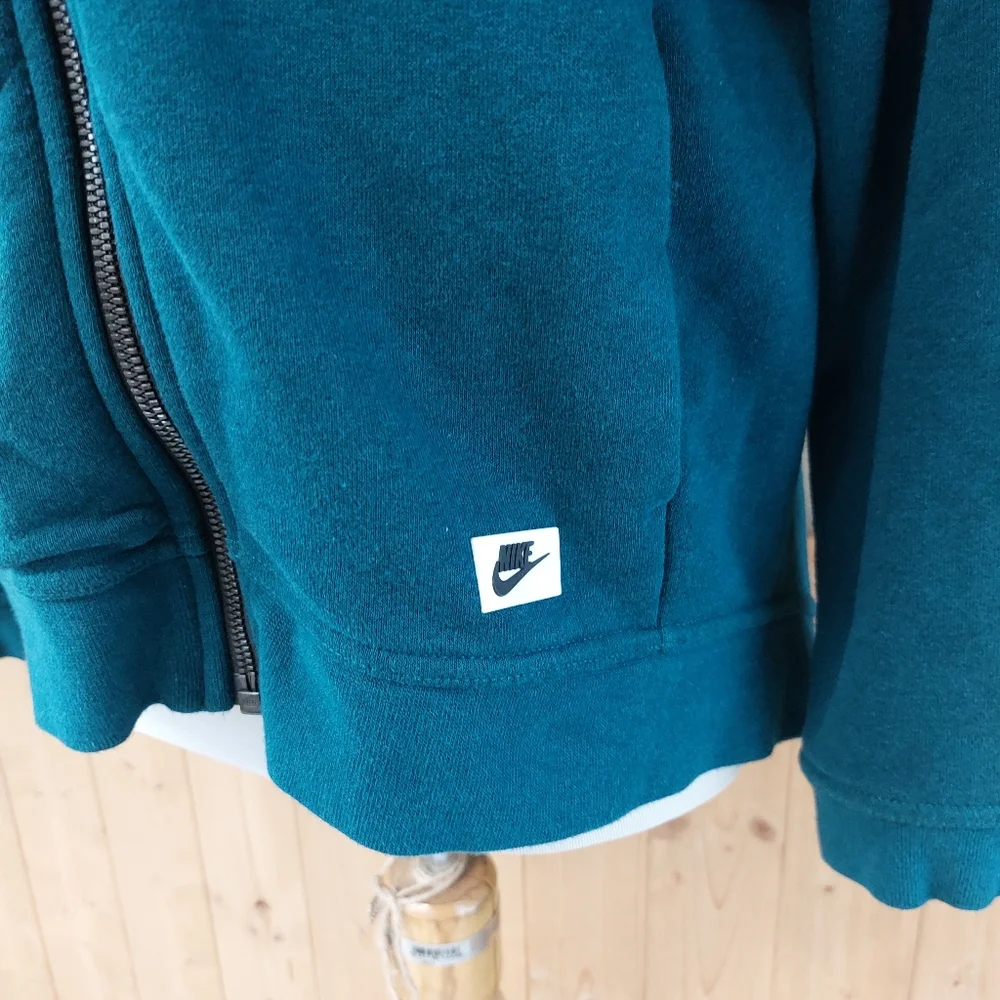 Nike modern Cape jacket